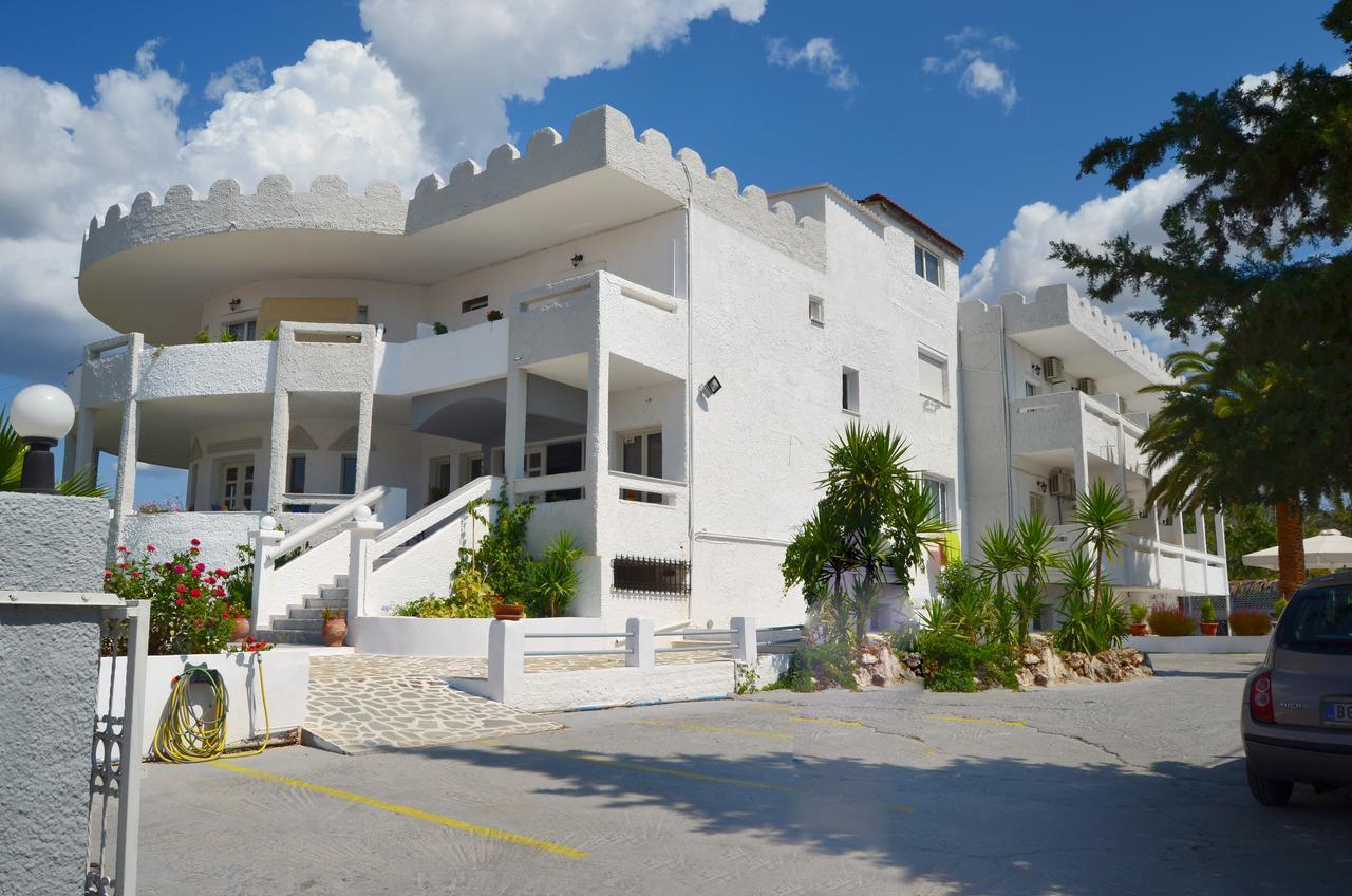 Castello Hotel Limenaria  Buitenkant foto