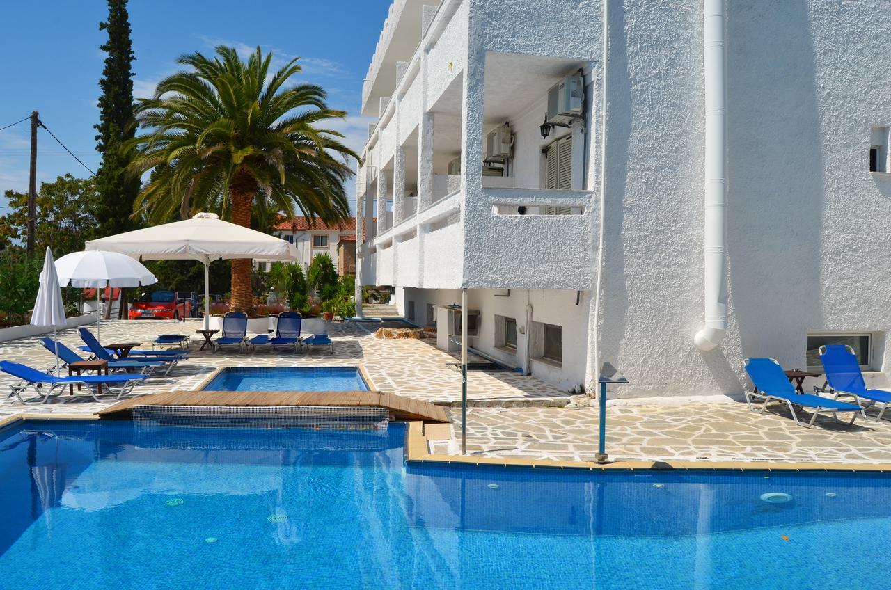 Castello Hotel Limenaria  Buitenkant foto