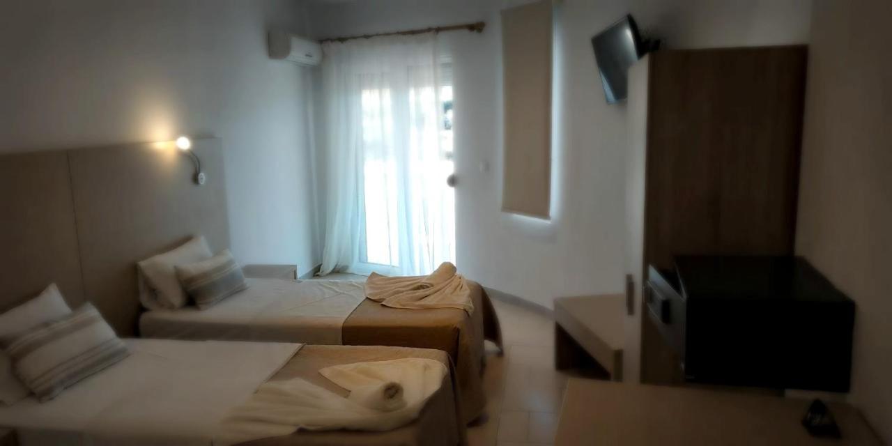 Castello Hotel Limenaria  Buitenkant foto